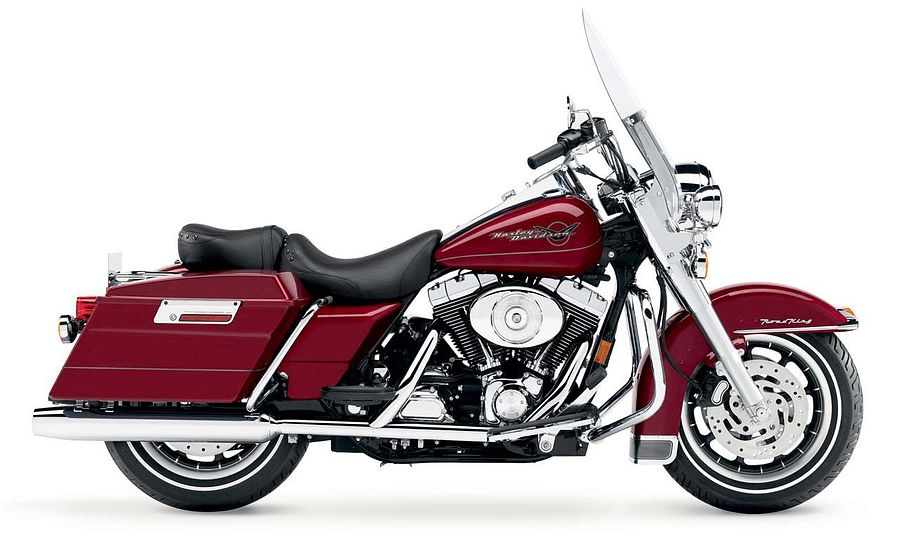 Questa immagine ha l'attributo alt vuoto; il nome del file è harley-flhr-road-king-06-1280x765-1.jpg