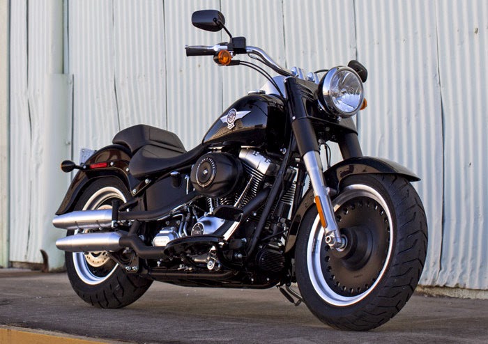 Questa immagine ha l'attributo alt vuoto; il nome del file è ok-53b63-h-d-1690-fatboy-special-2013-700px-1.jpg